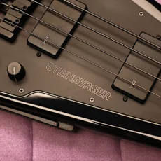 HeadlessUSA Steinberger XP2 N3870