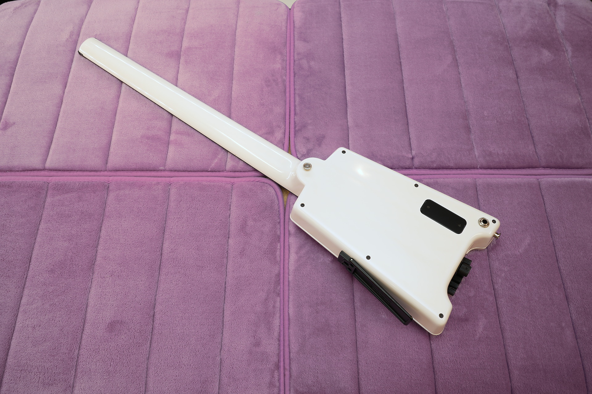 GL4T 4335 White - Image 14