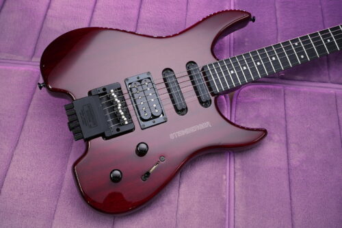 GR4R N000500 Translucent Red